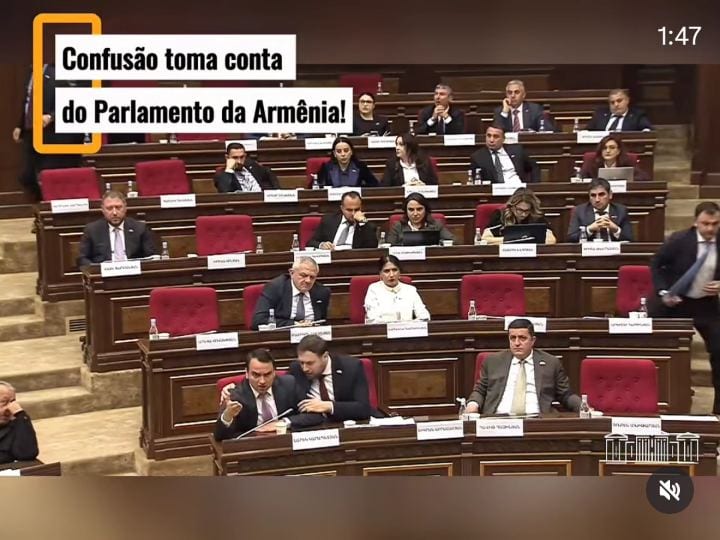 Confusão toma conta do Parlamento da Armênia!