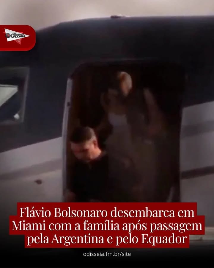 O senador Flávio Bolsonaro (PL) e sua família chegaram a Miami, nos Estados Unidos, na manhã desta quarta-feira (28), po