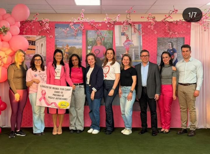 "A FOTO QUE FALTAVA": EXPOSIÇÃO FOTOGRÁFICA EMOCIONA E REFORÇA A IMPORTÂNCIA DO APOIO ÀS MULHERES EM SÃO GABRIEL