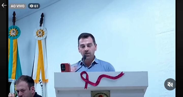 BRIGA ENTRE DOIS VEREADORES INTERROMPE SESSÃO DA CÂMARA EM CAMPOS BORGES