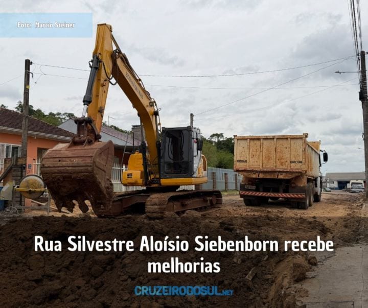  A Prefeitura de Cruzeiro do Sul está trabalhando na recuperação da Rua Aloísio Siebenborn, buscando resolver problemas