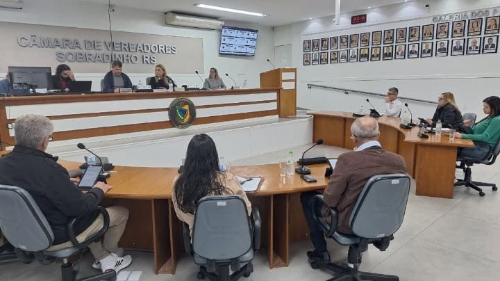 CÂMARA DE SOBRADINHO APROVA R$ 913,7 MIL PARA OBRAS NA AVENIDA REPÚBLICA