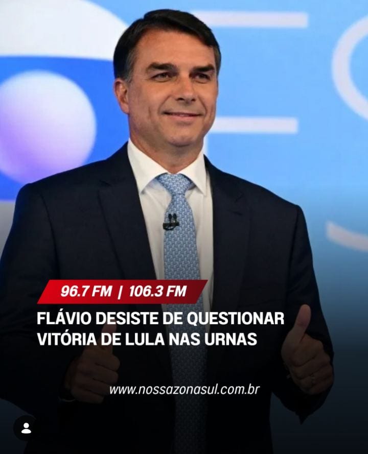 O senador Flávio Bolsonaro (PL) desistiu de questionar a validade da votação que garantiu a reeleição do presidente Luiz
