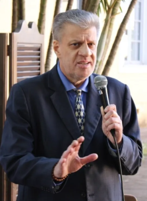 José Otávio Germano volta à cena política em campanha por Onyx
