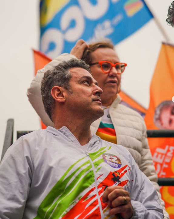 Chuva testa candidatos na largada da campanha ao Piratini