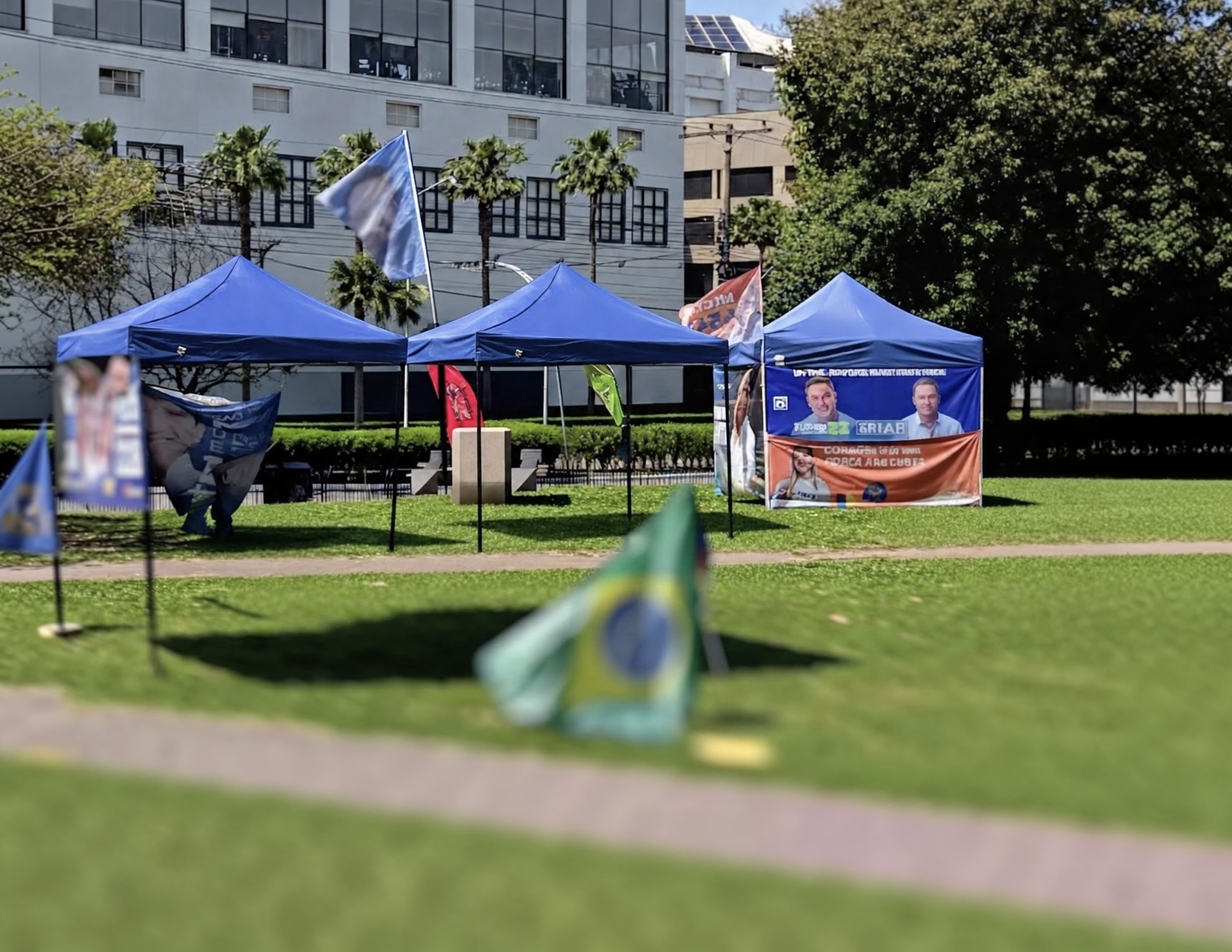 O Parcão ganhou concorrência na campanha da direita