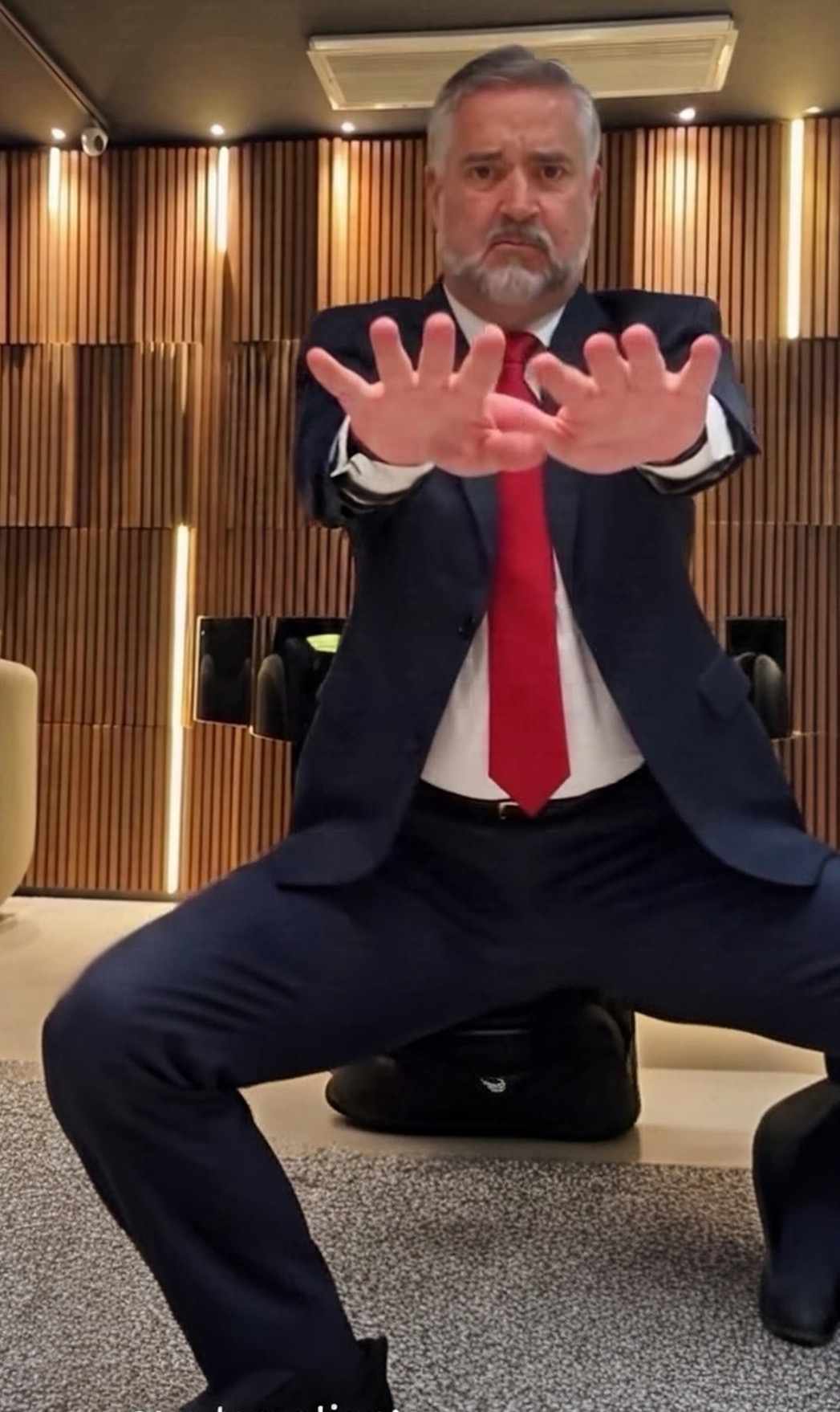 Paulo Pimenta entra na dança
